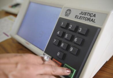 Eleições 2026: Cartório Eleitoral de Serra Negra orienta eleitores a prepararem “colinha” Eleições 2026: Cartório Eleitoral de Serra Negra orienta eleitores a prepararem “colinha”