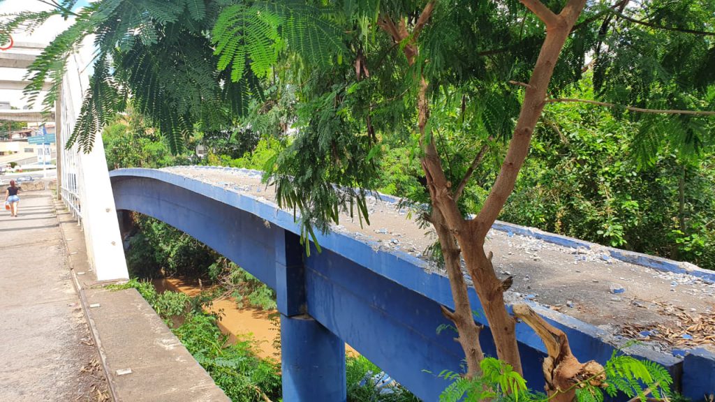 obras da nova ponte em Lindoia