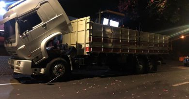 caminhão e dois tratores roubados
