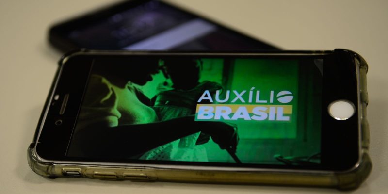 Auxílio Brasil