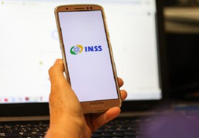 Beneficiários do INSS começam a receber o 13º salário a partir de quarta-feira (24)