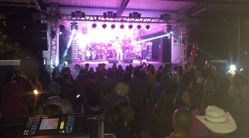Festa do Sertão já começou em Águas de Lindoia