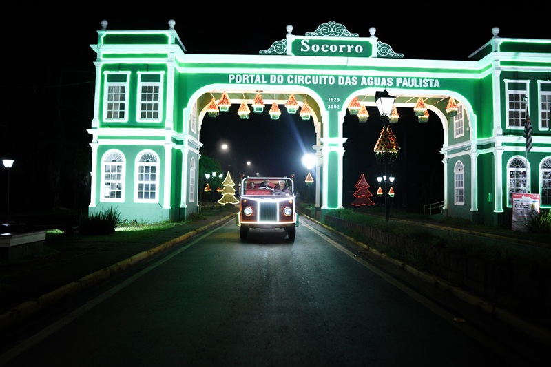 Luzes de Natal brilha com Sustentabilidade e Night Run em Socorro (SP)