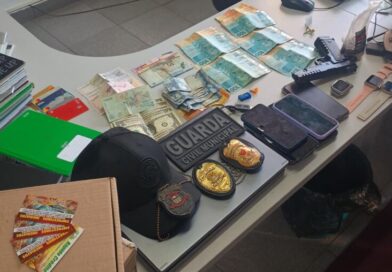 Operação contra agiotagem apreende eletrônicos e dinheiro em Lindoia