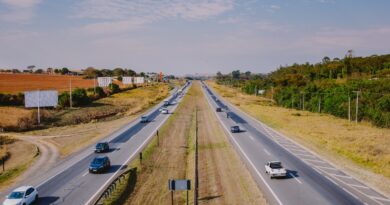 Encontro de Autos Antigos impulsiona tráfego nas rodovias da Renovias Encontro de Autos Antigos impulsiona tráfego nas rodovias da Renovias