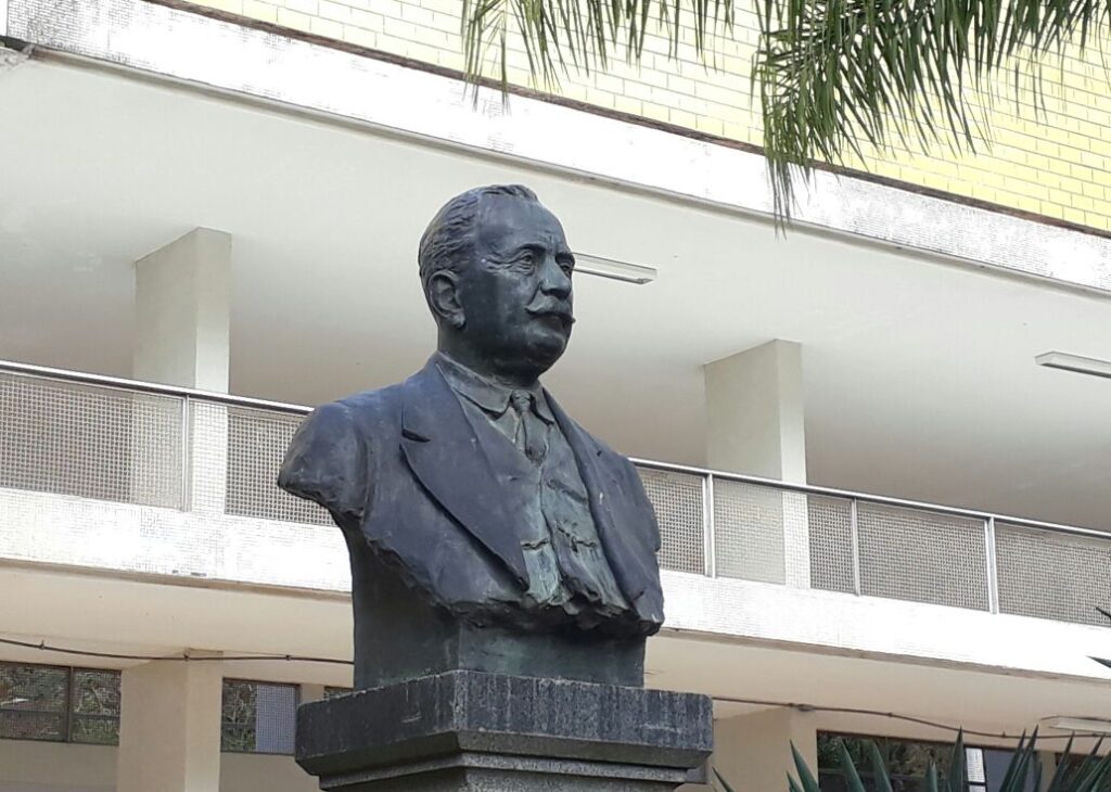 110 anos