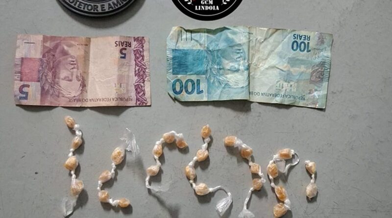 GCM de Lindoia prende homem em flagrante por tráfico de drogas GCM de Lindoia prende homem em flagrante por tráfico de drogas