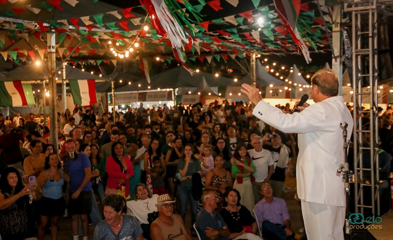 De 04 a 06/09 Monte Sião recebe Festa Italiana com Gastronomia, Shows e Festival do Chocolate De 04 a 06/09 Monte Sião recebe Festa Italiana com Gastronomia, Shows e Festival do Chocolate