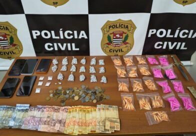GCM e Polícia Civil apreende drogas, dinheiro e prende suspeito de tráfico em Águas de Lindóia GCM e Polícia Civil apreende drogas, dinheiro e prende suspeito de tráfico em Águas de Lindóia